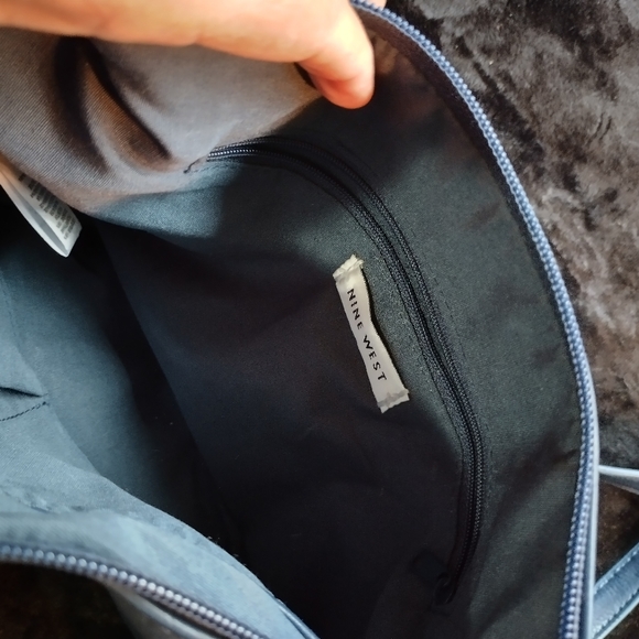 Nine West Navy Purse With Studs. Vegan. - Picture 5 of 10